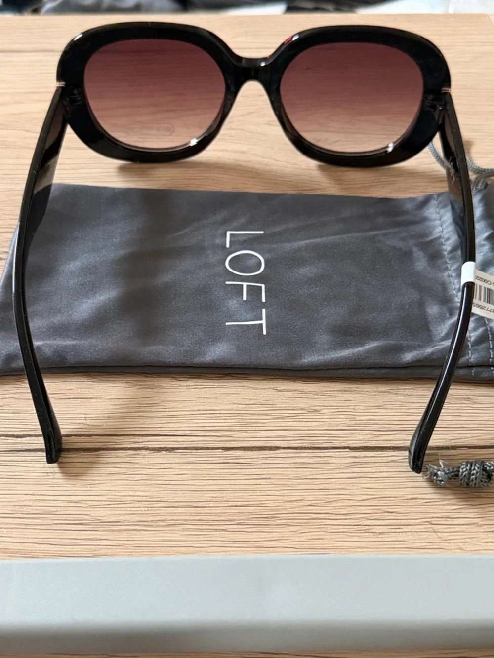 NWT LOFT Black Oversized Round Sunglasses Chic Retro Glam